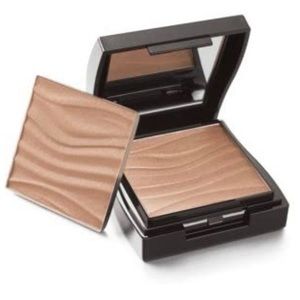 Mary Kay Bronzing Powder